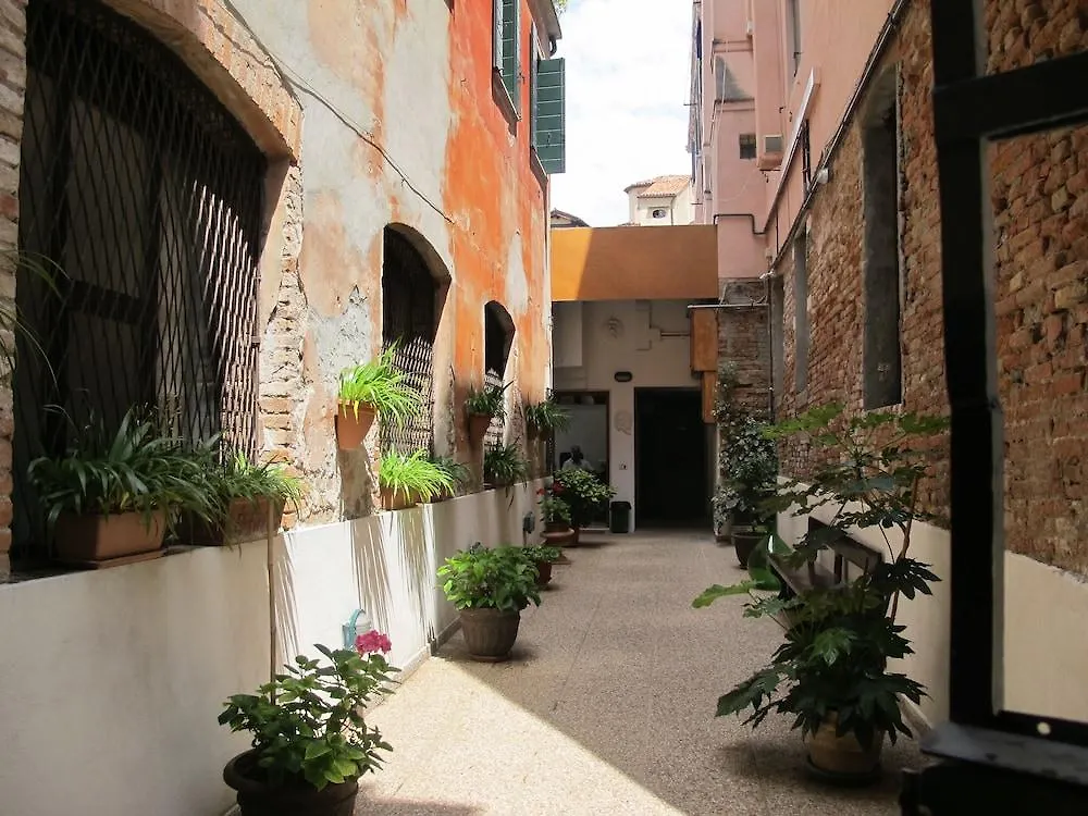 Hotel Antica Raffineria Benátky Penzion